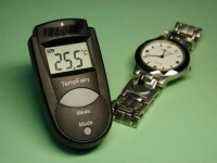 infrared thermometerNIST traceable
*IR-SoC technology (Infrared System on Chip) and Batch Calibration technology drive the dimension and cost to the lowest limit.
*Emissivity Adjustable